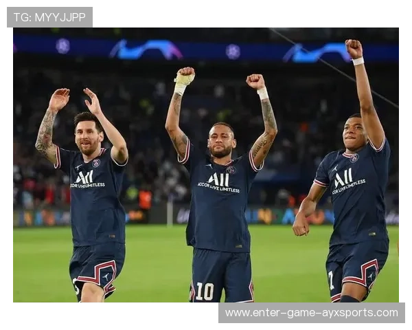 巴黎高位防守训练更强硬:全面解析球队战略新变革 巴黎高位防守训练更强硬:全面解析球队战略新变革