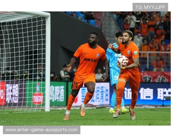 云南玉昆边路突破极为轻盈,数次冲出空间