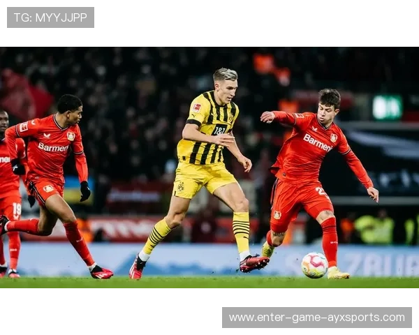 多特施洛特贝克任意球头槌破门后防端立功：从战术瞬间看防守的力量