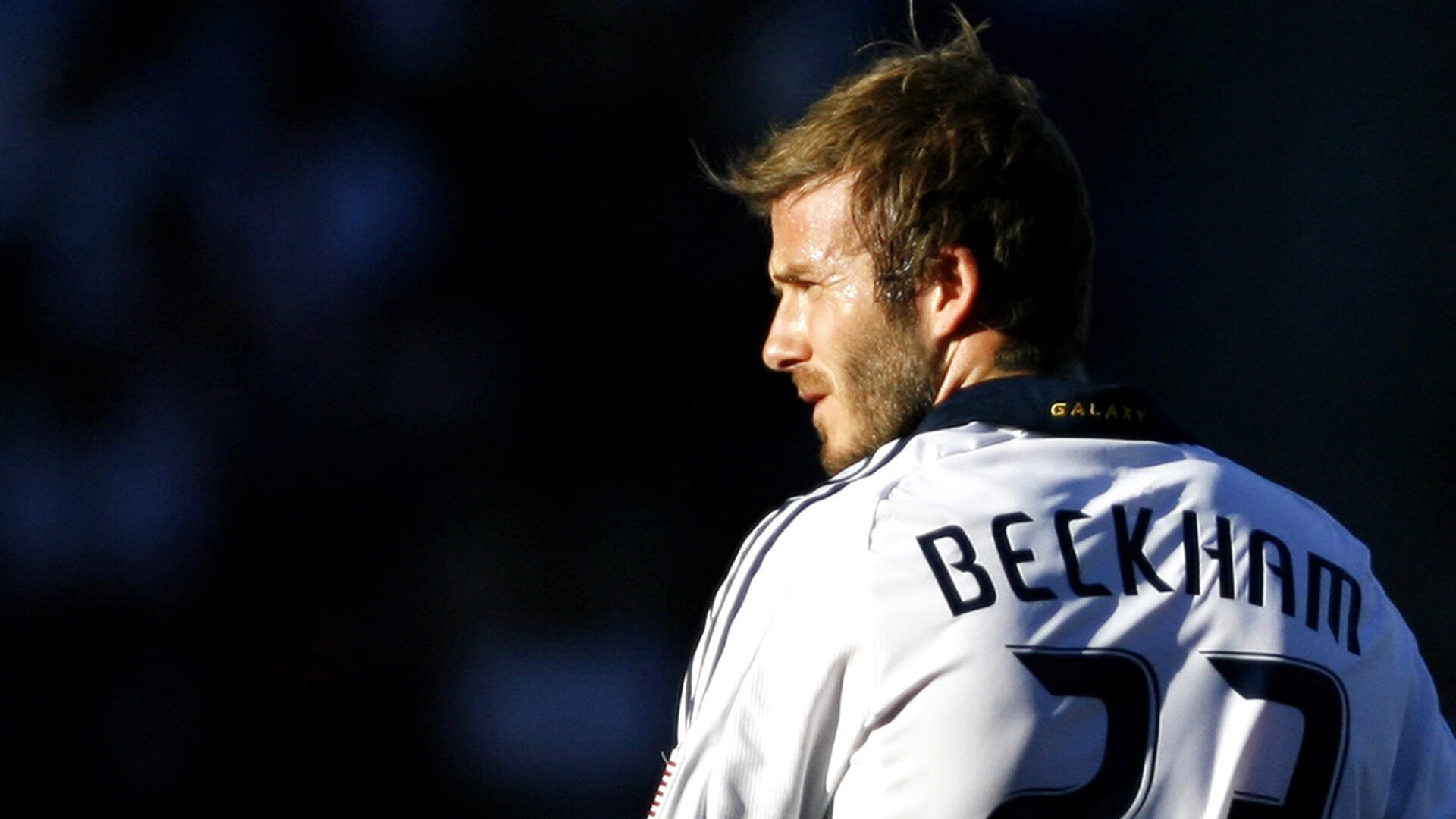 “英超进入收官冲刺，争冠格局待定”，英超争冠2021